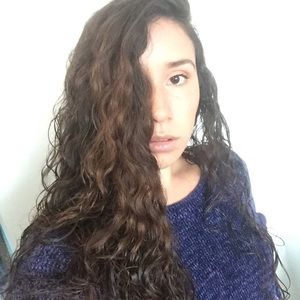 Meet your Posher, Bella